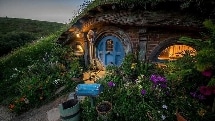 Auckland & Beyond Tours - The Hobbiton Movie Set Day Tour - Ex Auckland